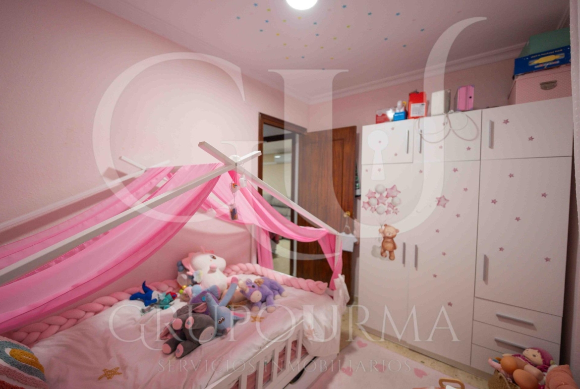 ¡IDEAL FAMILIAS! PISO EN AVENIDA DE PINO MONTANO