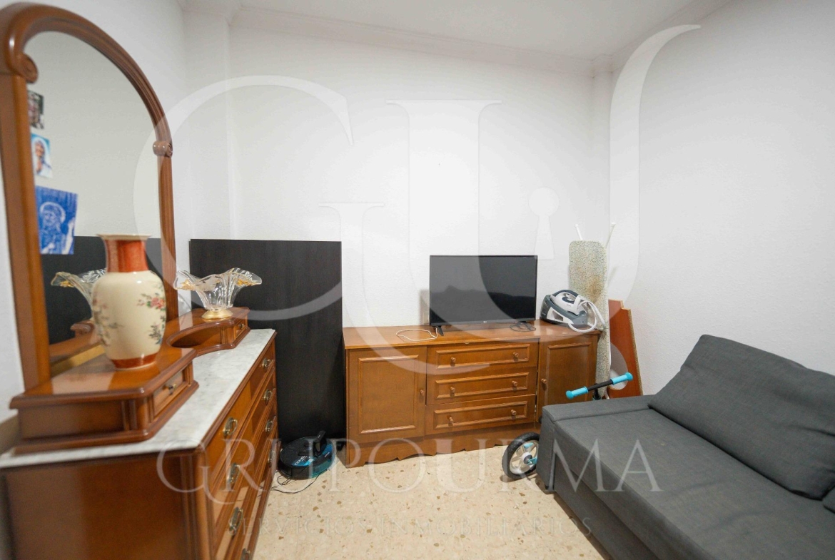 ¡IDEAL FAMILIAS! PISO EN AVENIDA DE PINO MONTANO