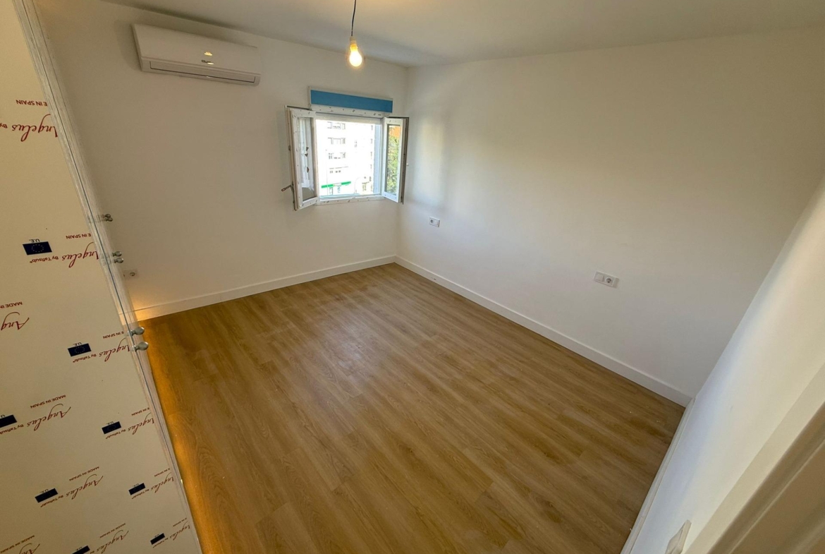 Piso en venta 74 m² 2 hab.