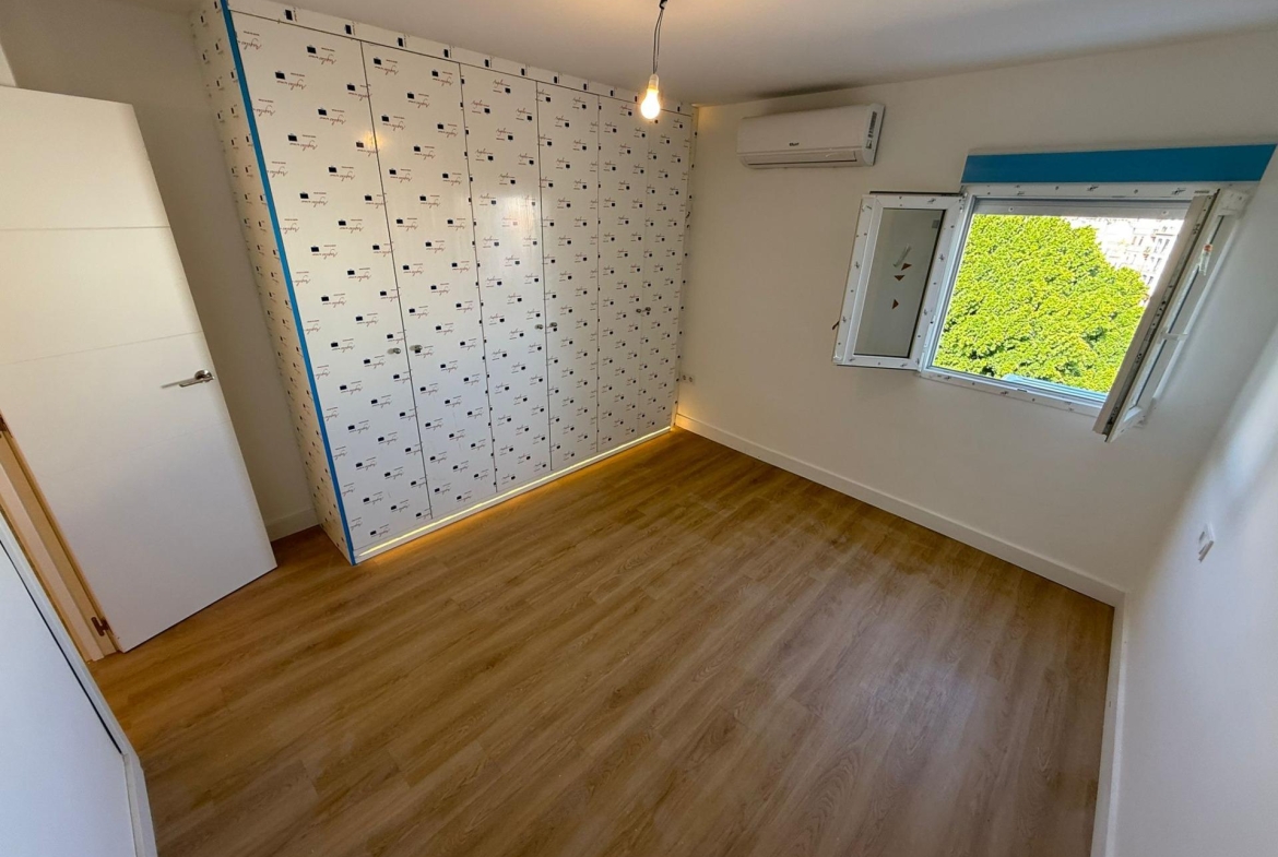 Piso en venta 74 m² 2 hab.
