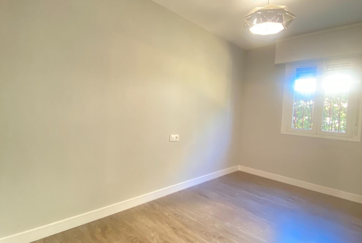 ¡ESTUPENDO PISO EN ALQUILER EN NUEVO PARQUE!
