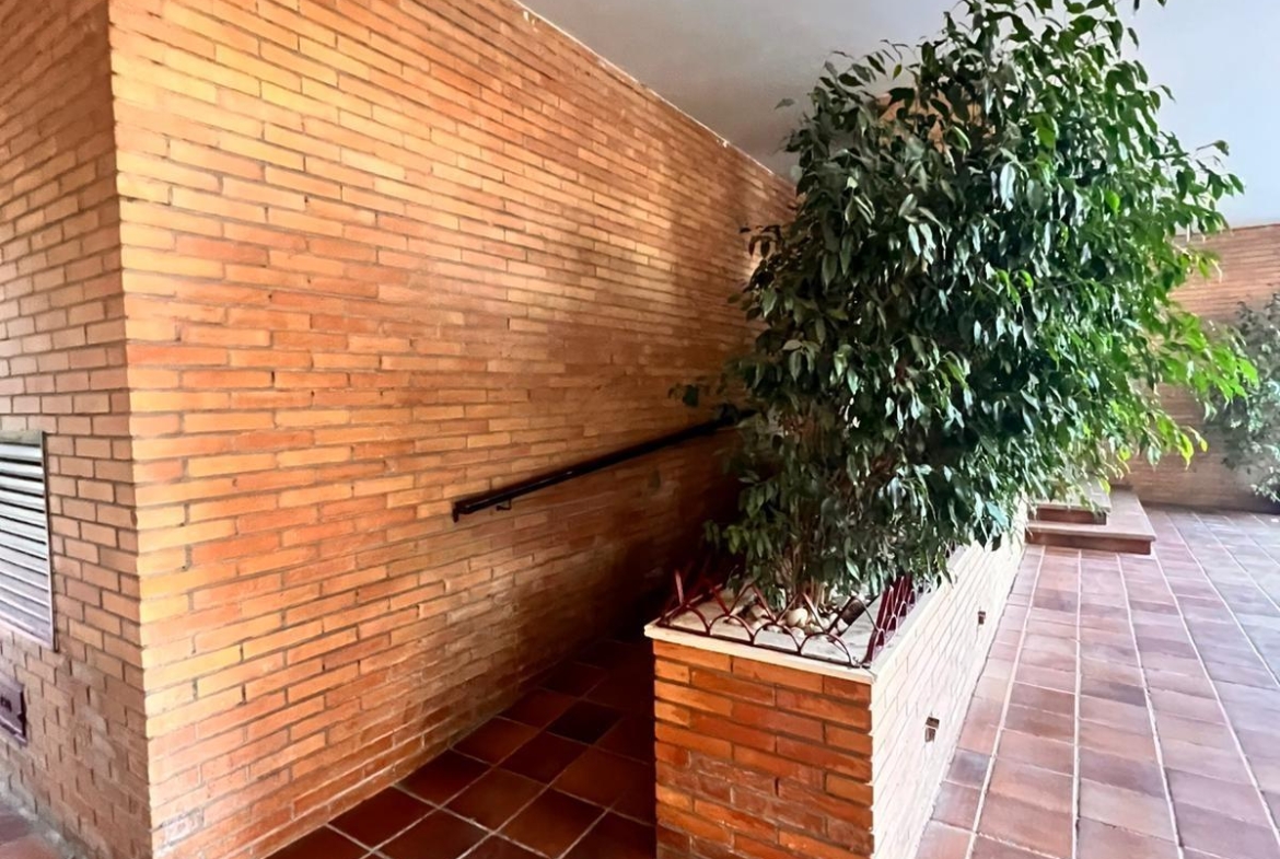 ¡ESTUPENDO PISO EN ALQUILER EN NUEVO PARQUE!