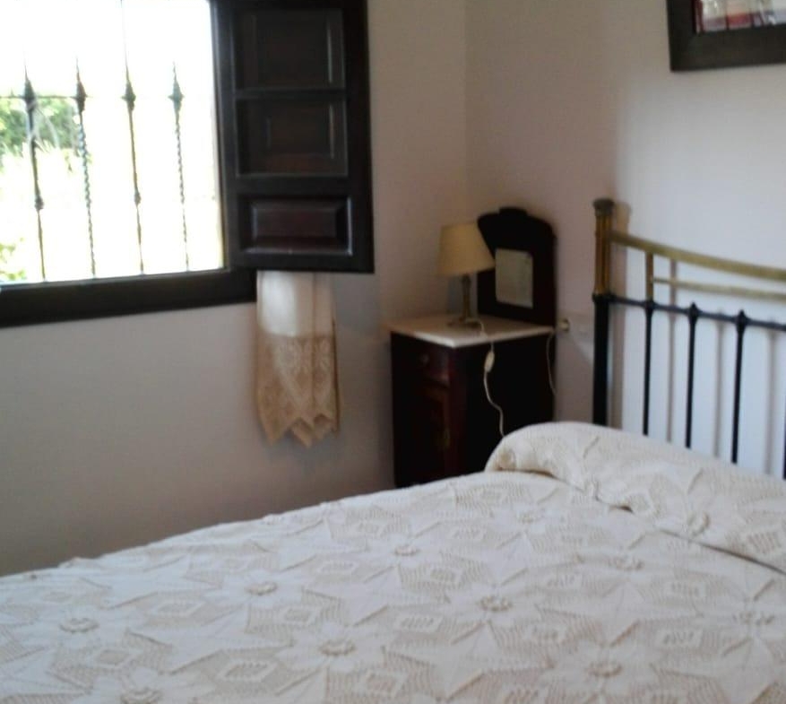 ¡CHALET EN VENTA EN URBANIZACION PRADOLLANO!