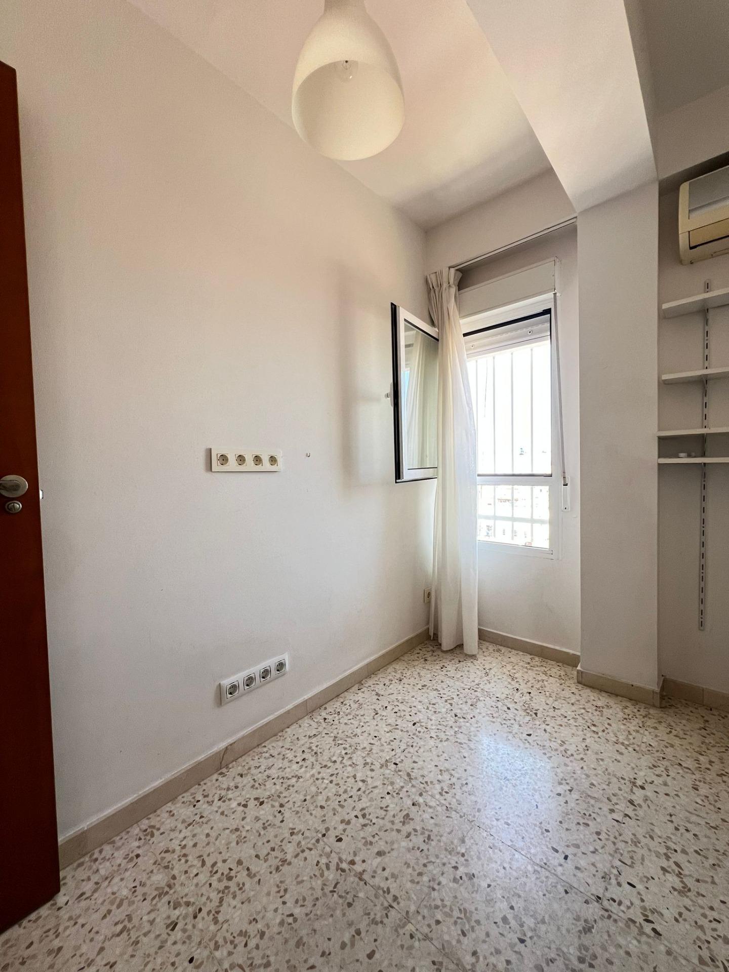 ¡¡MARAVILLOSO PISO EN ZONA ARROYO-SANTA JUSTA!!