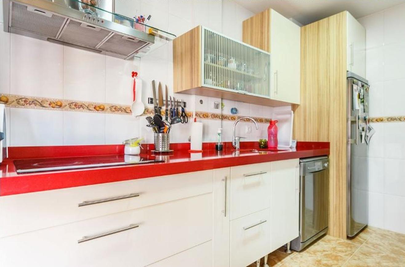 ¡¡ESTUPENDO CHALET PAREADO EN ESPARTINAS!!