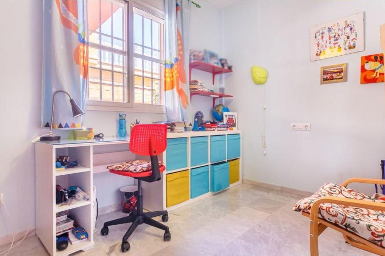 ¡¡ESTUPENDO CHALET PAREADO EN ESPARTINAS!!
