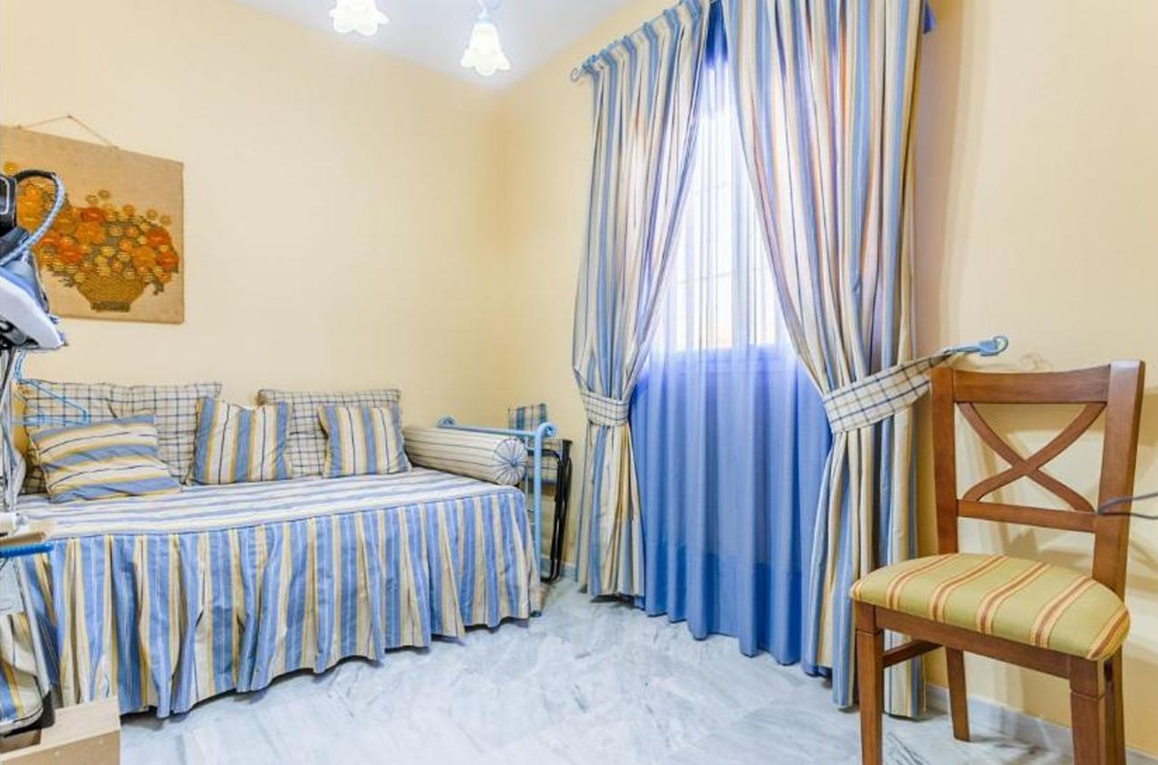 ¡¡ESTUPENDO CHALET PAREADO EN ESPARTINAS!!