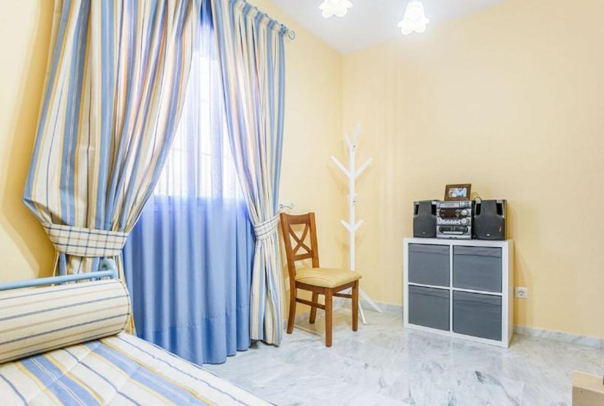 ¡¡ESTUPENDO CHALET PAREADO EN ESPARTINAS!!