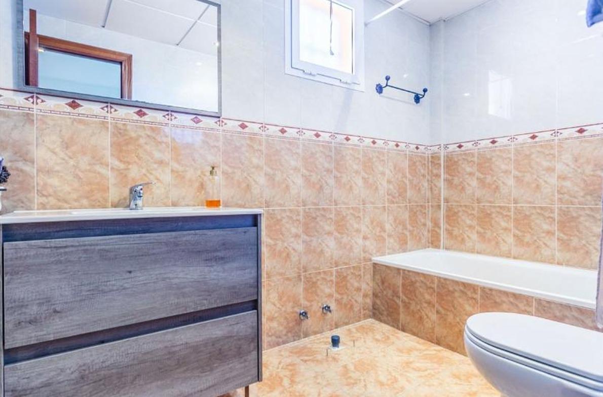 ¡¡ESTUPENDO CHALET PAREADO EN ESPARTINAS!!