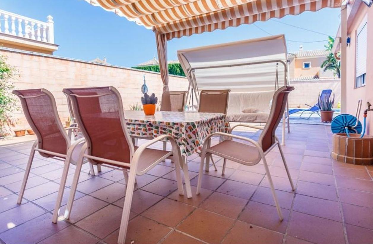 ¡¡ESTUPENDO CHALET PAREADO EN ESPARTINAS!!