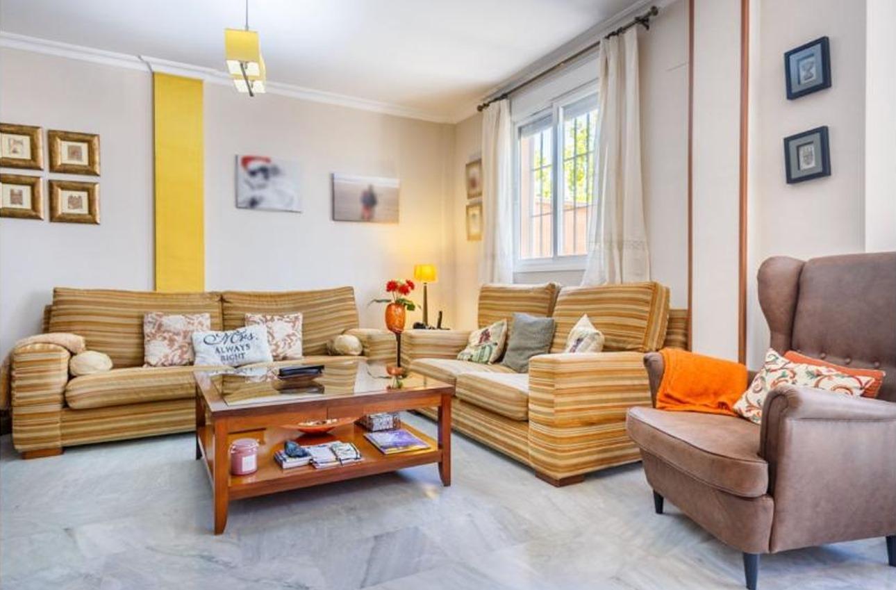 ¡¡ESTUPENDO CHALET PAREADO EN ESPARTINAS!!