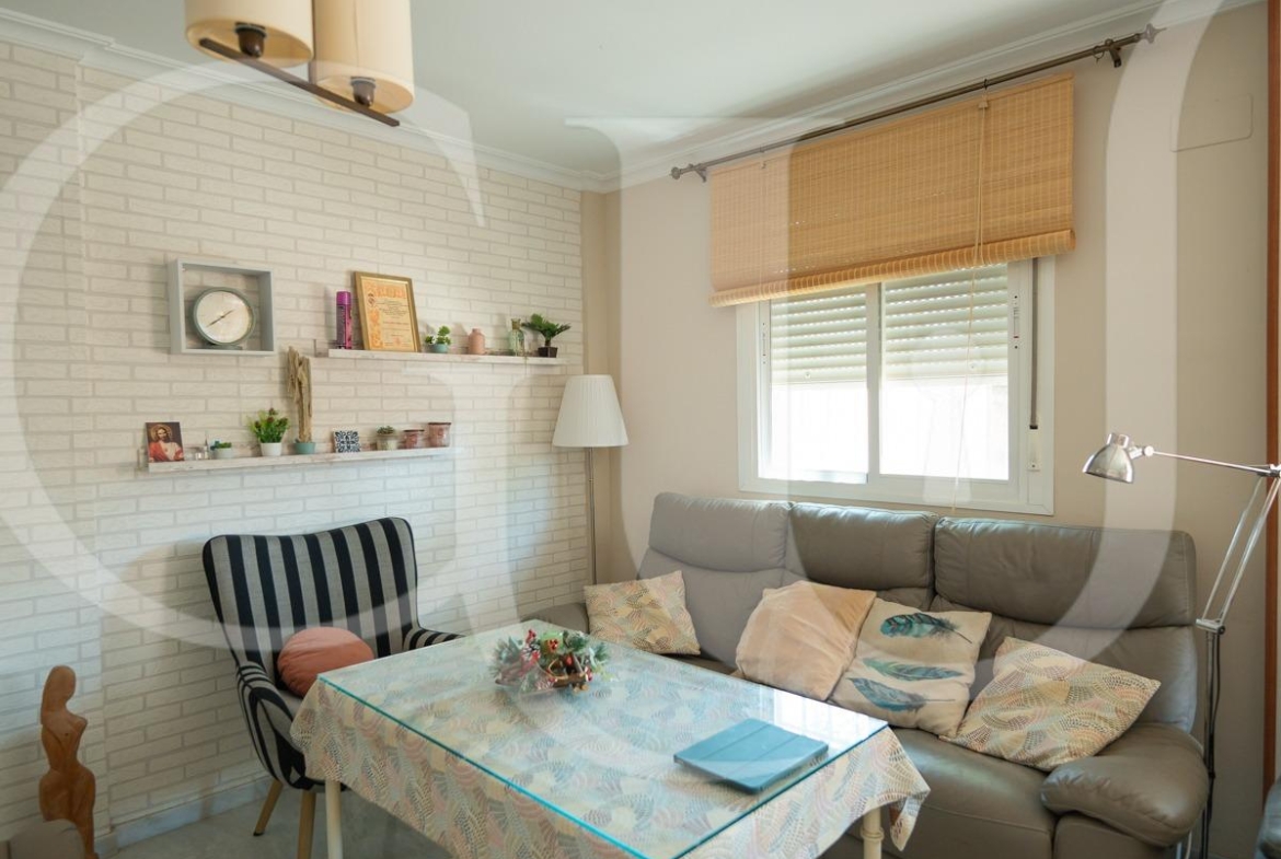 ¡¡ESTUPENDO CHALET PAREADO EN ESPARTINAS!!