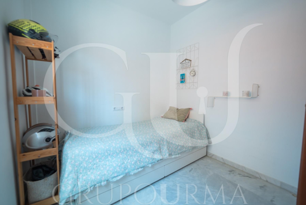 ¡¡ESTUPENDO CHALET PAREADO EN ESPARTINAS!!