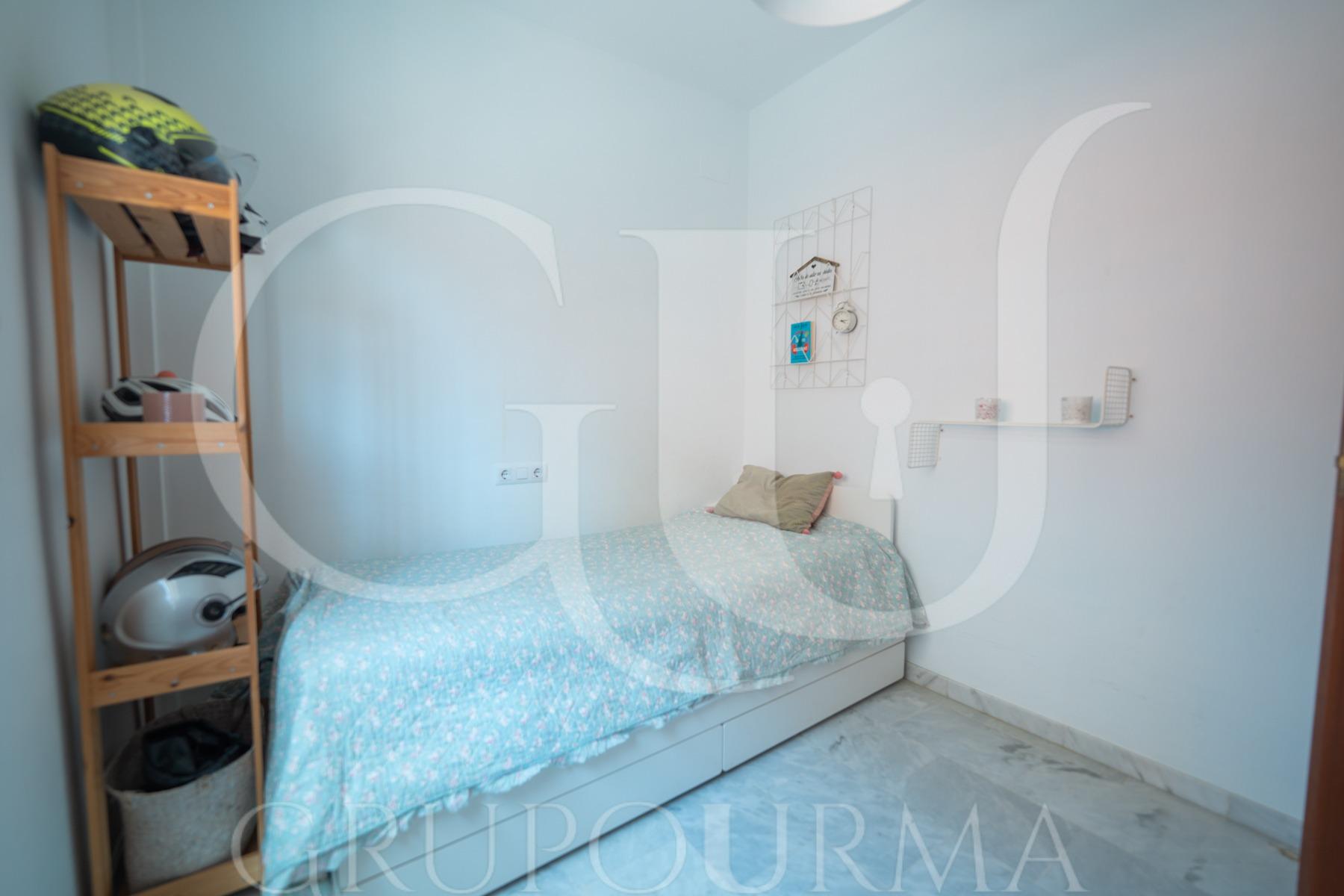 ¡¡ESTUPENDO CHALET PAREADO EN ESPARTINAS!!