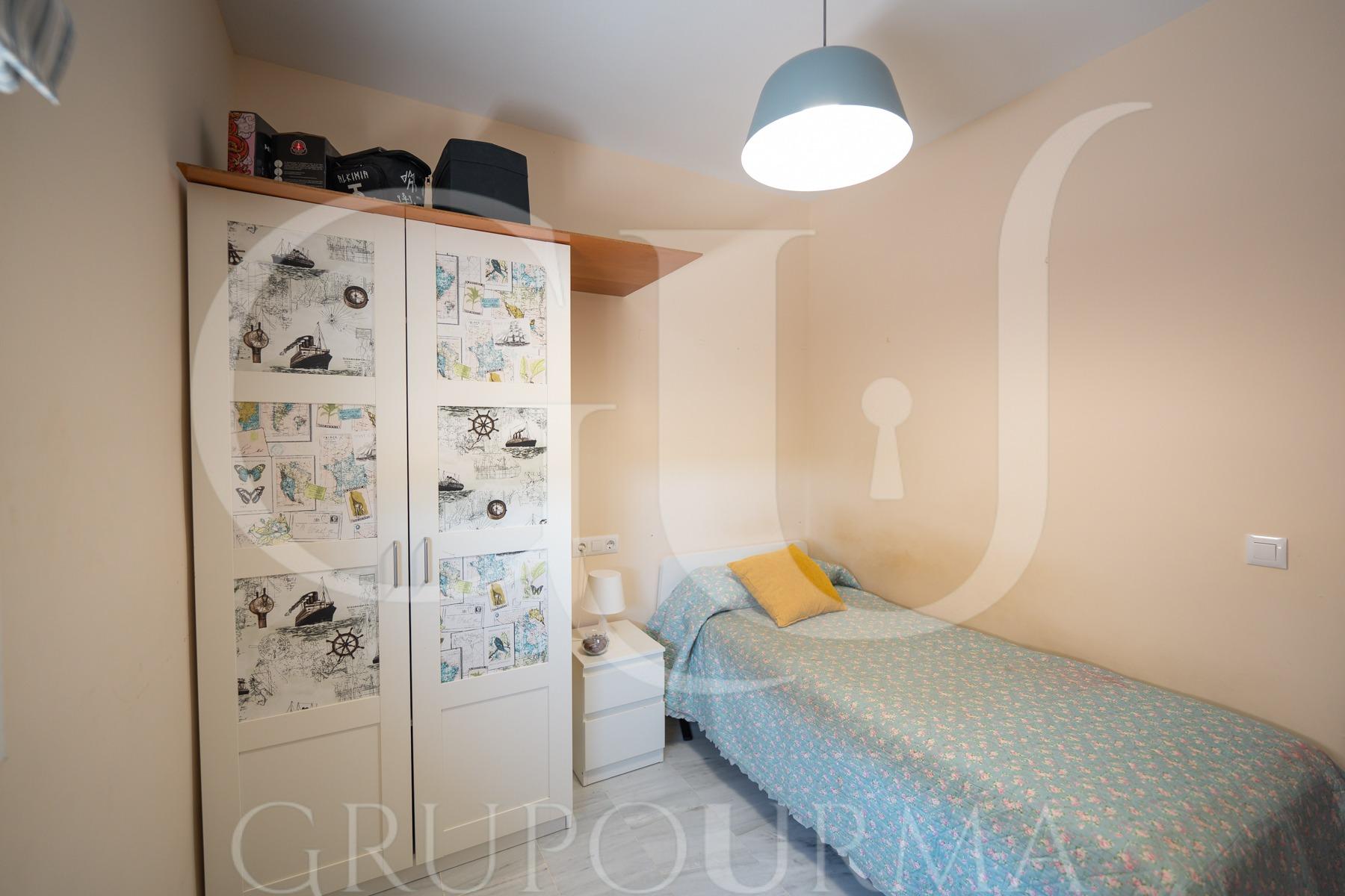 ¡¡ESTUPENDO CHALET PAREADO EN ESPARTINAS!!