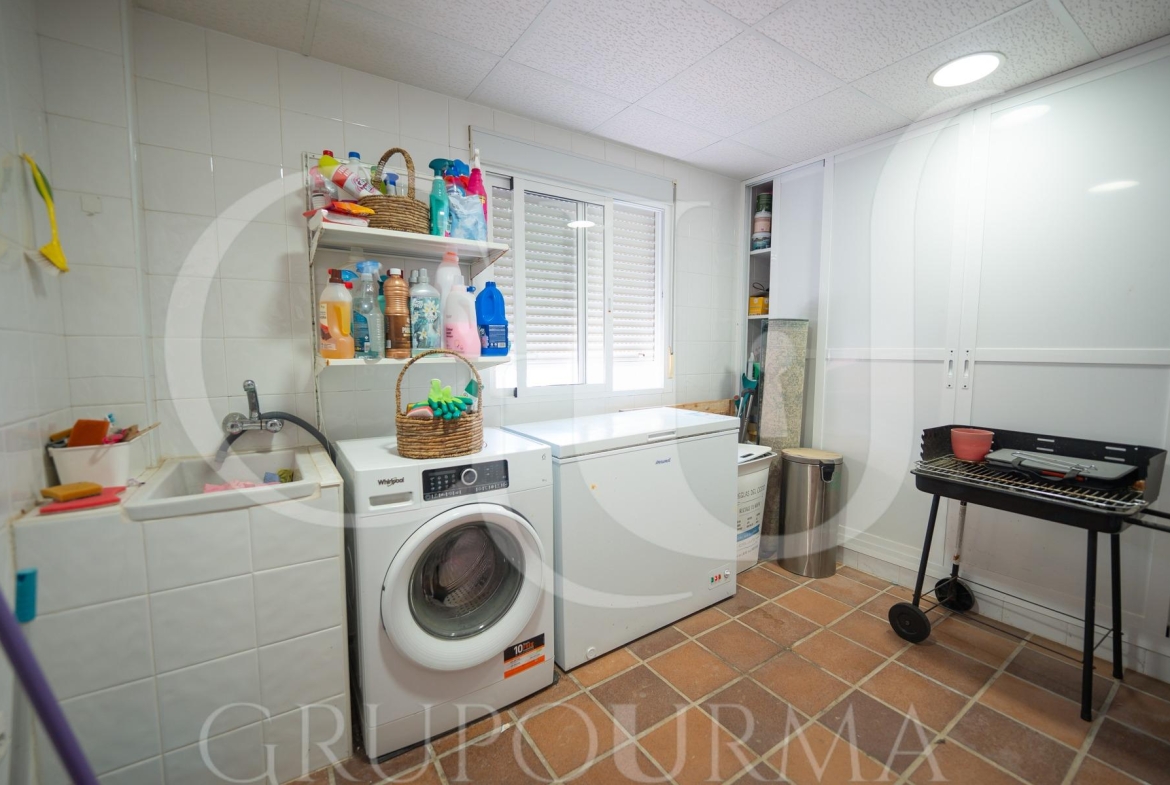 ¡¡ESTUPENDO CHALET PAREADO EN ESPARTINAS!!