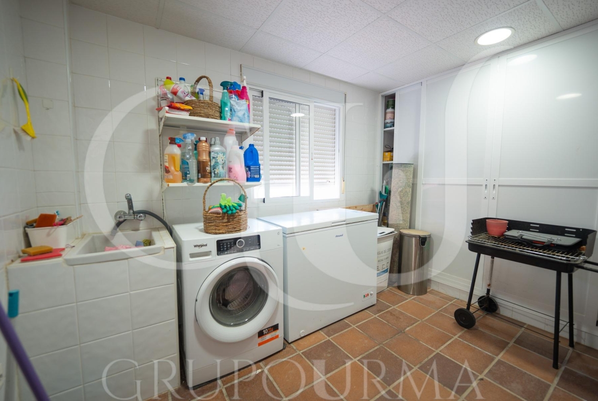 ¡¡ESTUPENDO CHALET PAREADO EN ESPARTINAS!!