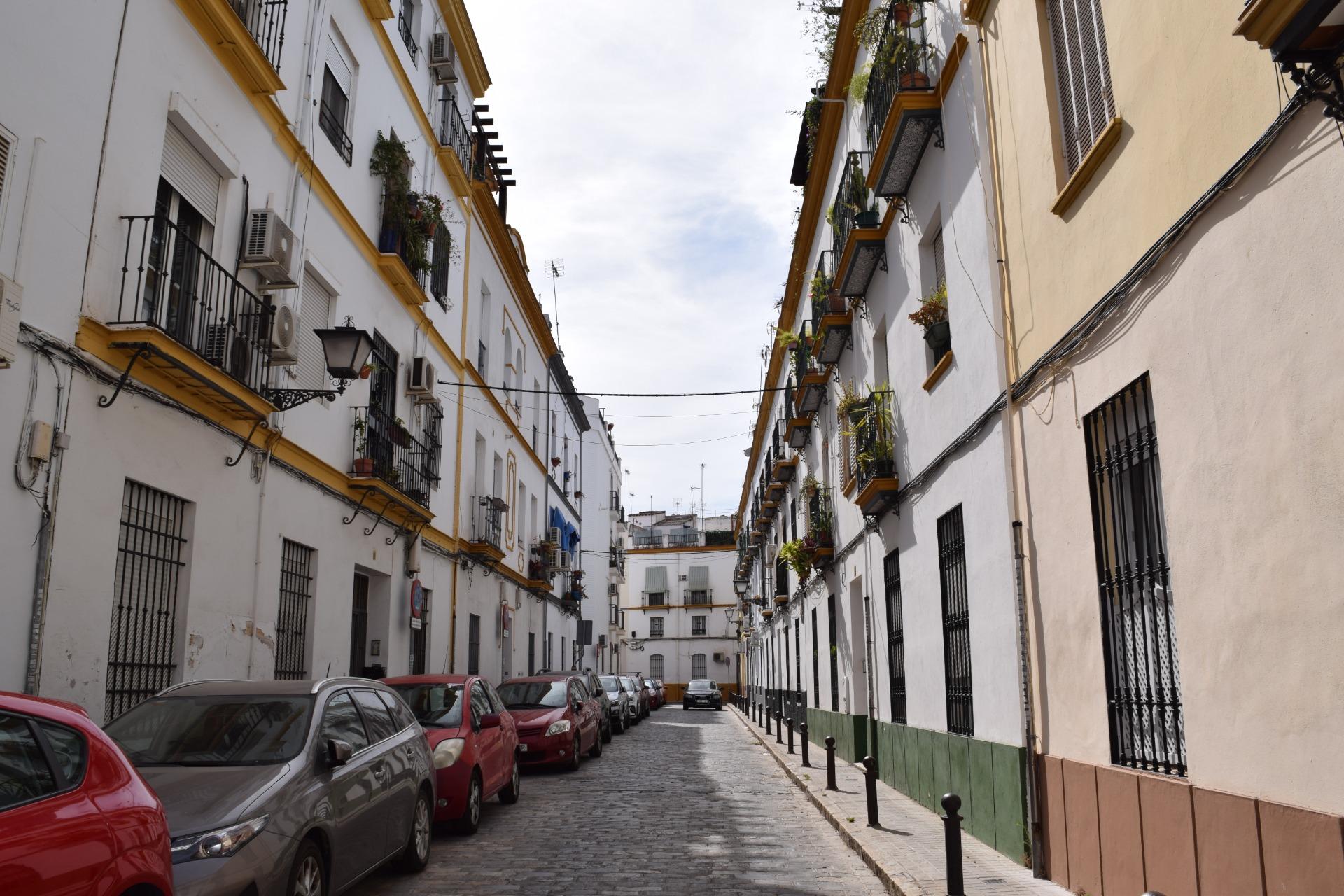 ¡ESTUPENDO PISO EN EL CENTRO DE SEVILLA!