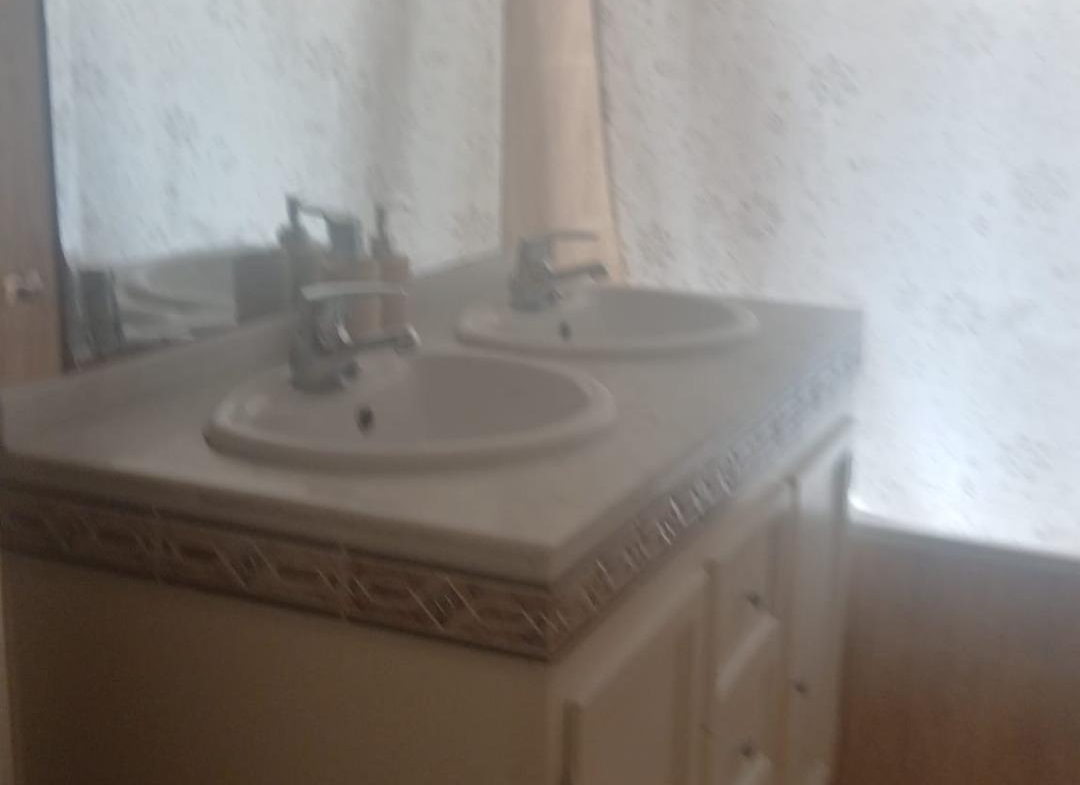 ¡ESTUPENDO PISO EN CALAHONDA!