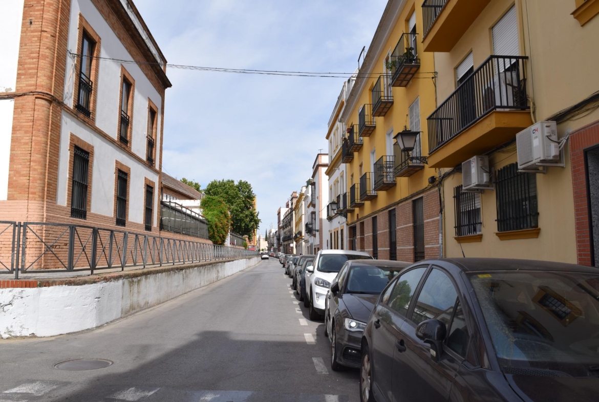 ¡ESTUPENDO PISO EN EL CENTRO DE SEVILLA!