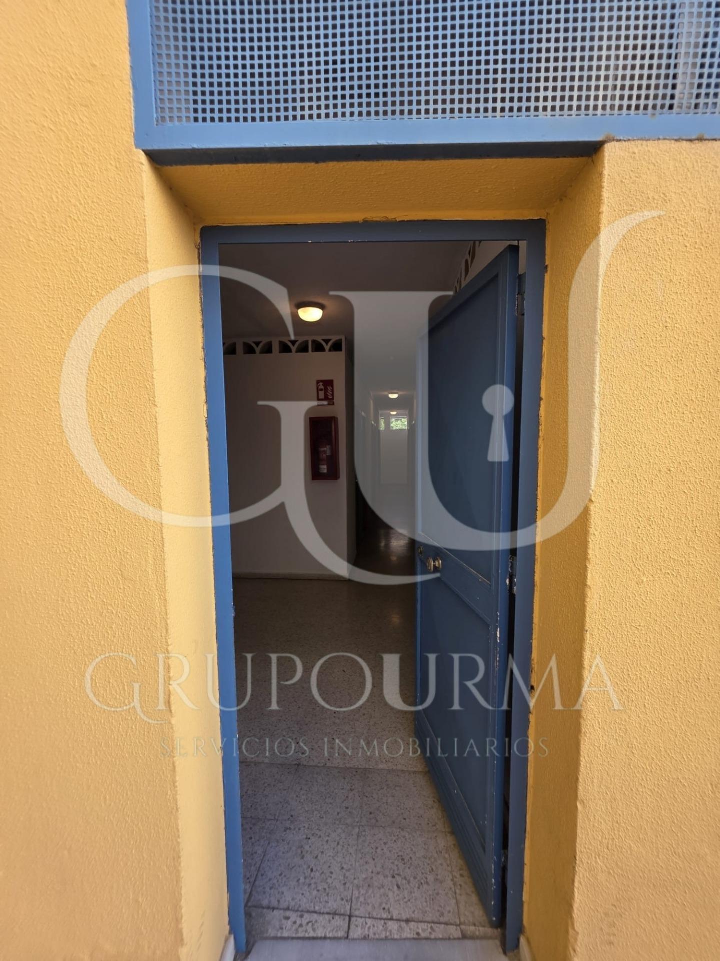 ¡ESTUPENDO PISO EN URBANIZACION PARQUEFLORES FASE VI!