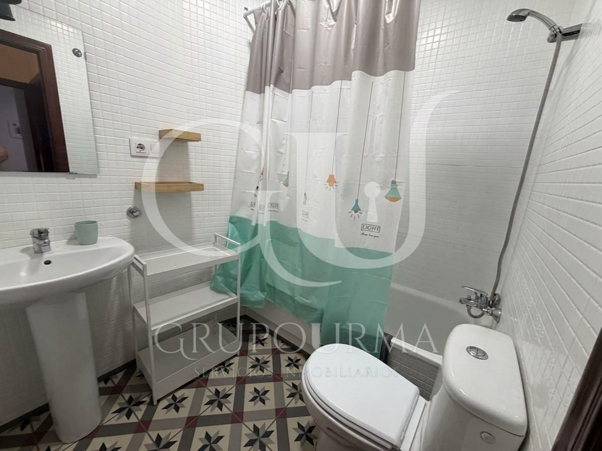¡ESTUPENDO PISO EN CÁDIZ!