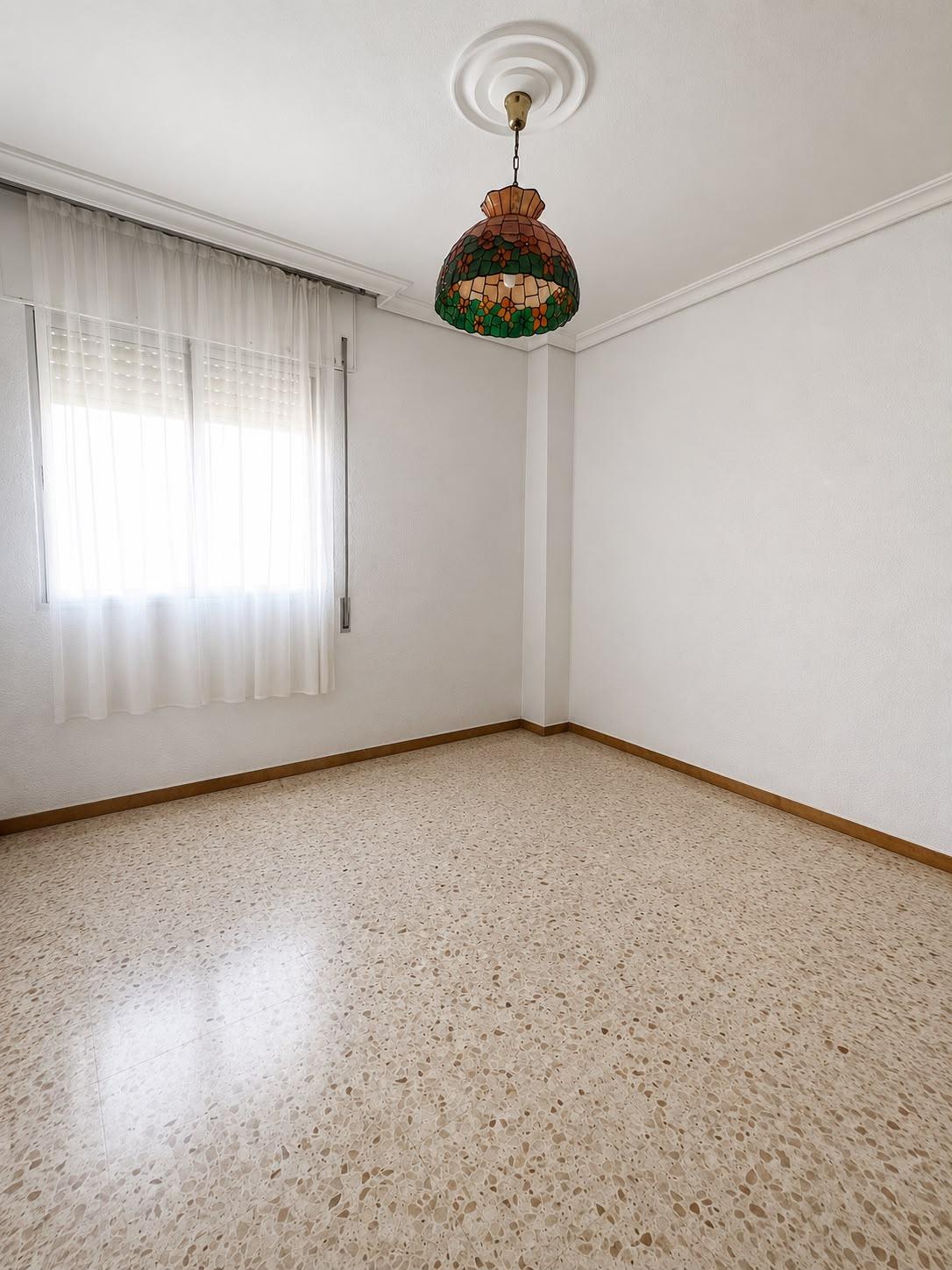 ¡¡FANTASTICO PISO EN ZONA ARROYO!!