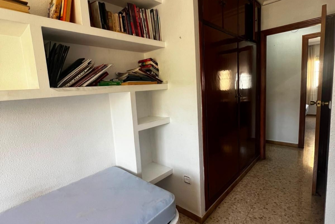¡¡FANTASTICO PISO EN ZONA ARROYO!!