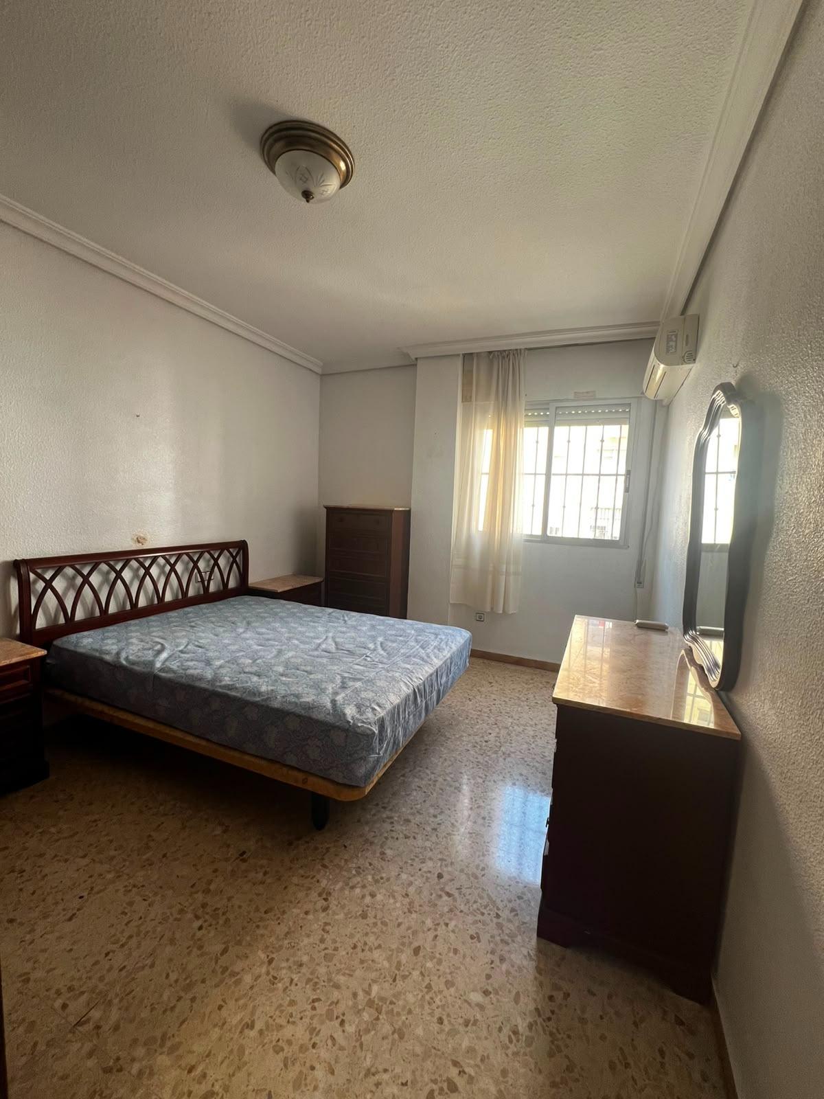 ¡¡FANTASTICO PISO EN ZONA ARROYO!!