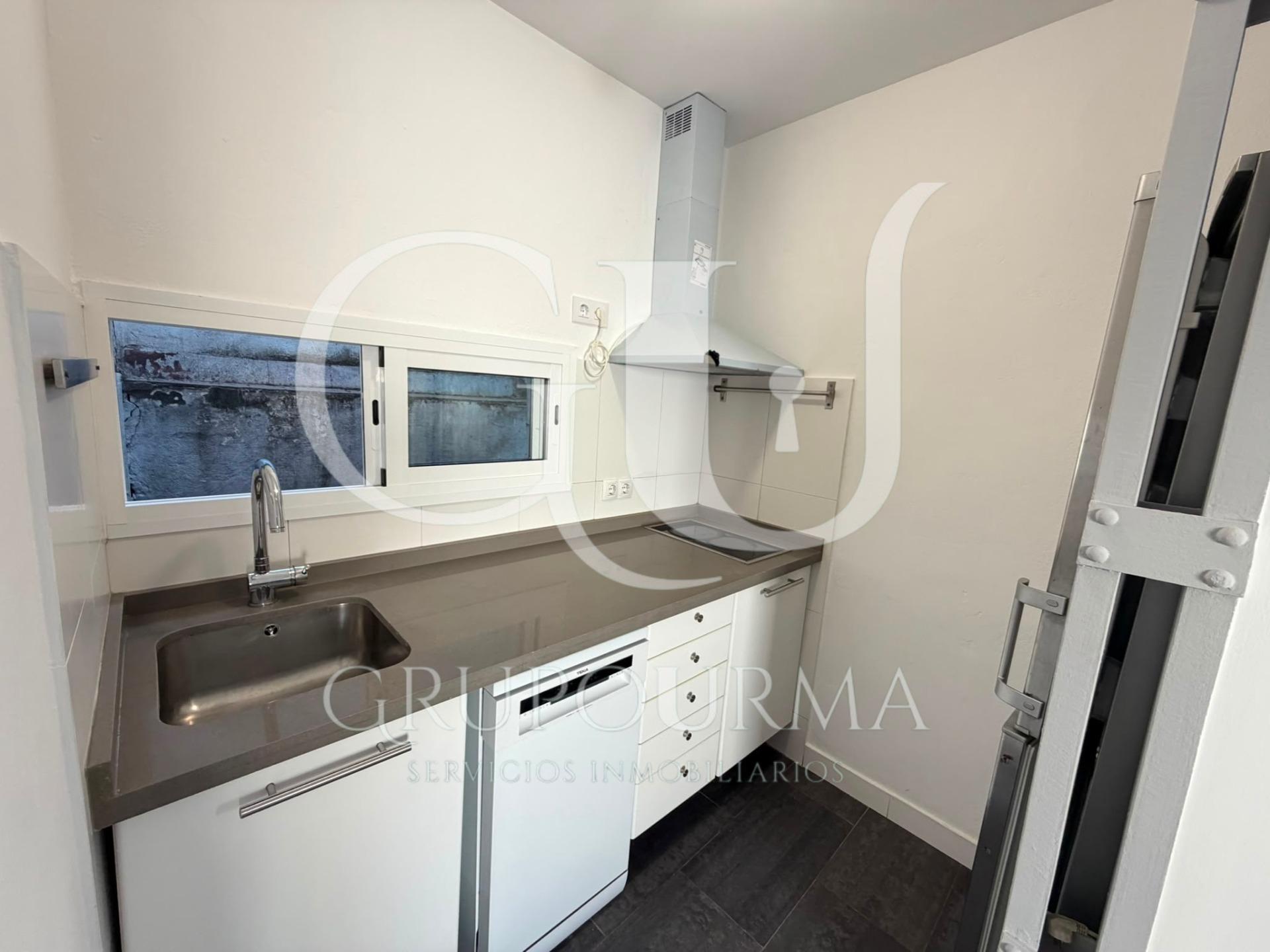 ¡FANTASTICO PISO REFORMADO! ZONA: ALAMEDA