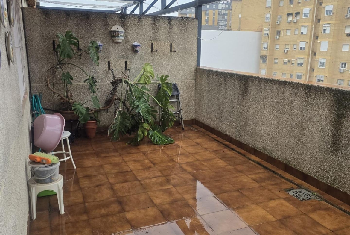¡PISO EN ALQUILER PARA ESTUDIANTES!
