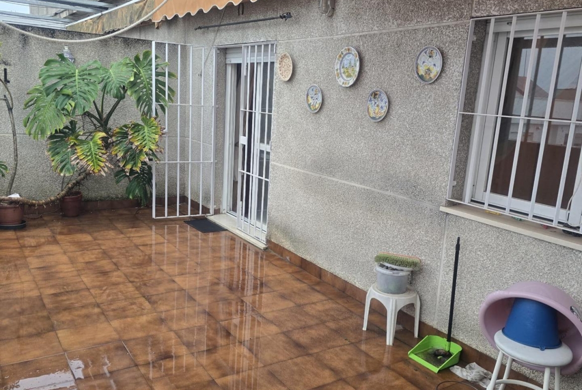 ¡PISO EN ALQUILER PARA ESTUDIANTES!