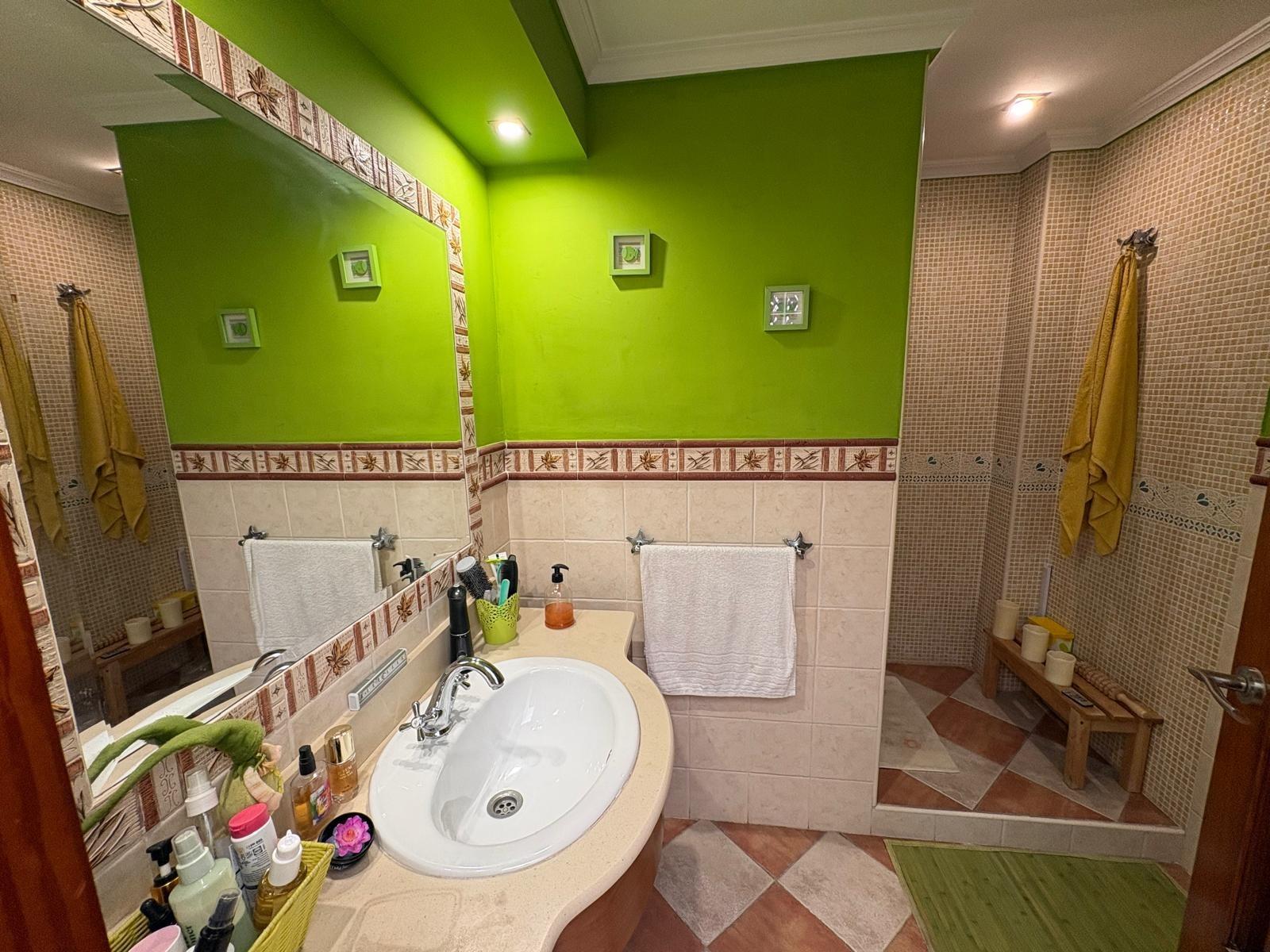¡¡ESTUPENDA CASA EN VENTA EN PALMETE!!