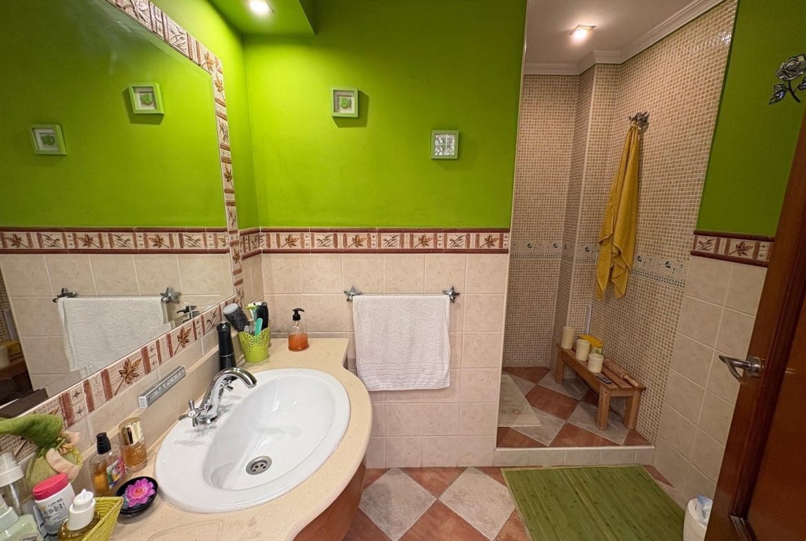 ¡¡ESTUPENDA CASA EN VENTA EN PALMETE!!