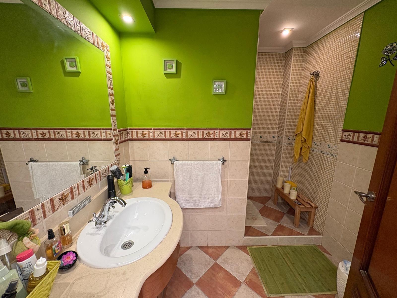 ¡¡ESTUPENDA CASA EN VENTA EN PALMETE!!