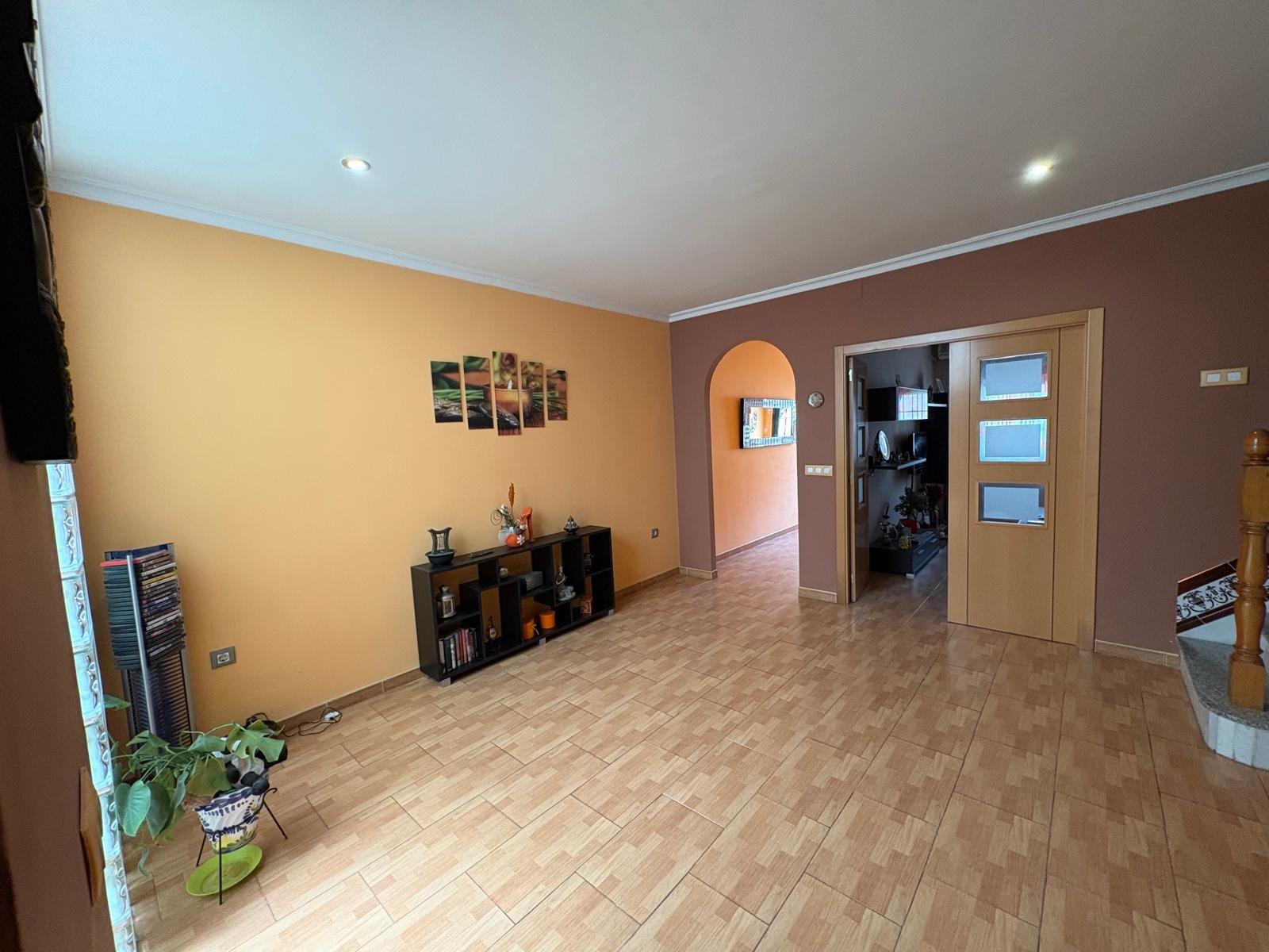 ¡¡ESTUPENDA CASA EN VENTA EN PALMETE!!