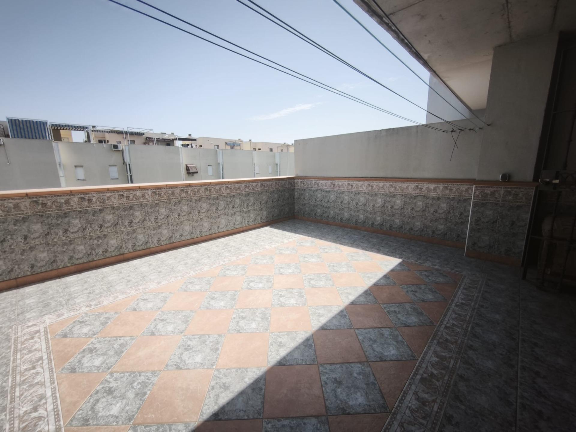 ¡¡ESTUPENDO PISO EN VENTA EN PALMETE!!