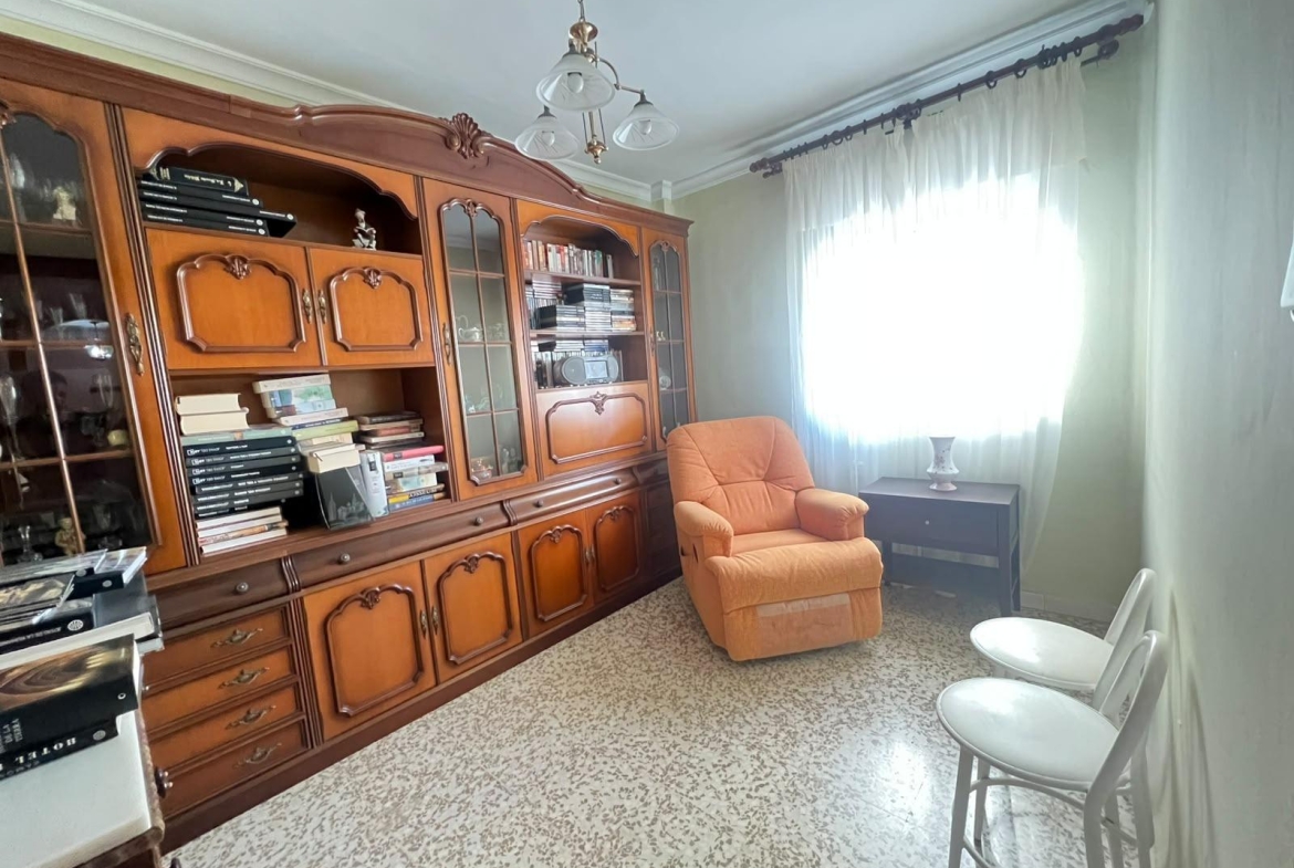 ¡¡MARAVILLOSO PISO EN VENTA EN CARRETERA DE CARMONA!!