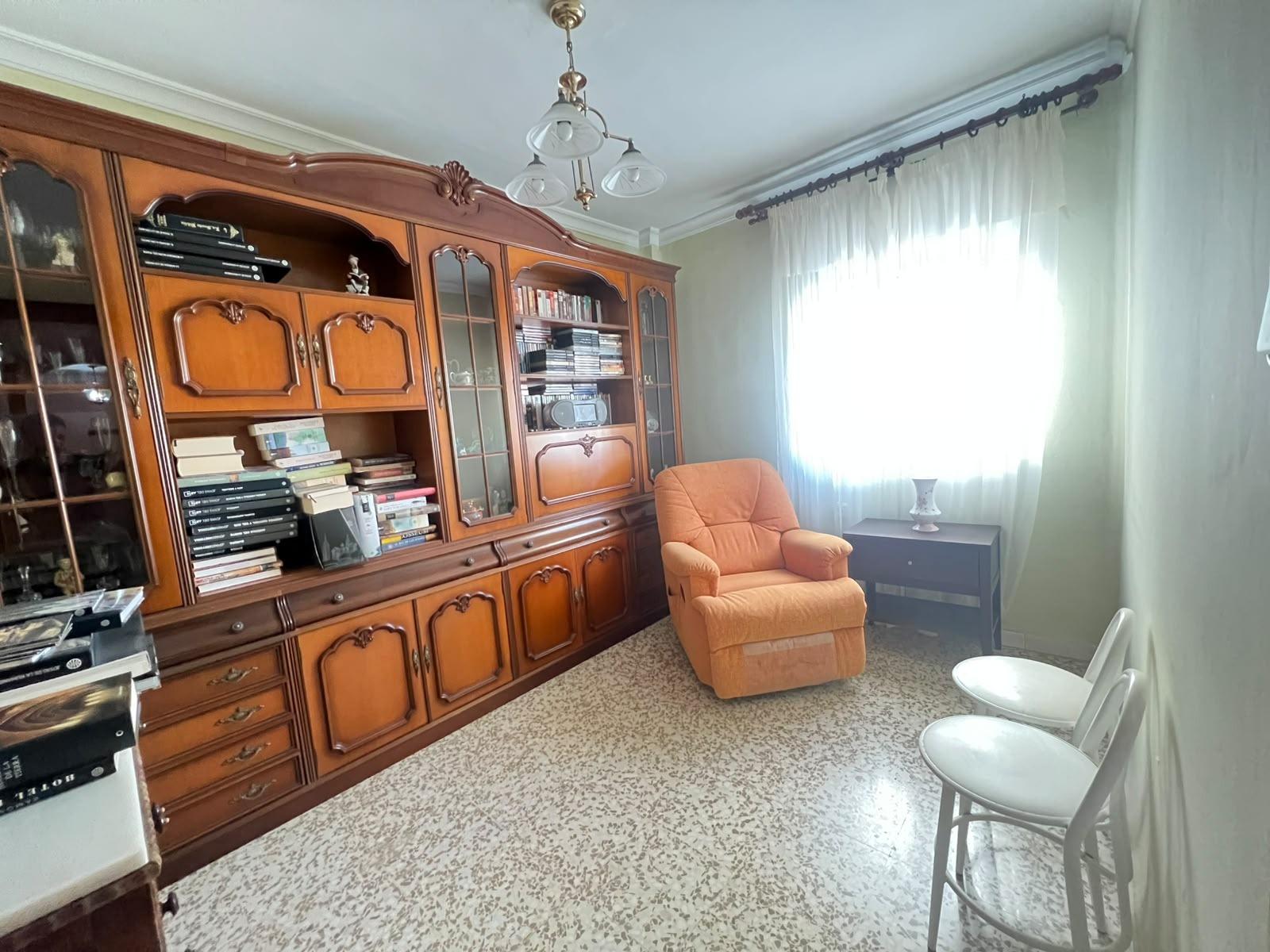 ¡¡MARAVILLOSO PISO EN VENTA EN CARRETERA DE CARMONA!!