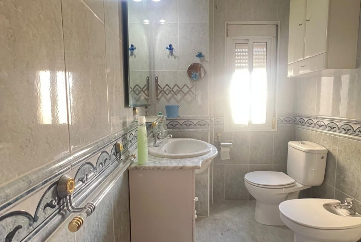 ¡¡MARAVILLOSO PISO EN VENTA EN CARRETERA DE CARMONA!!