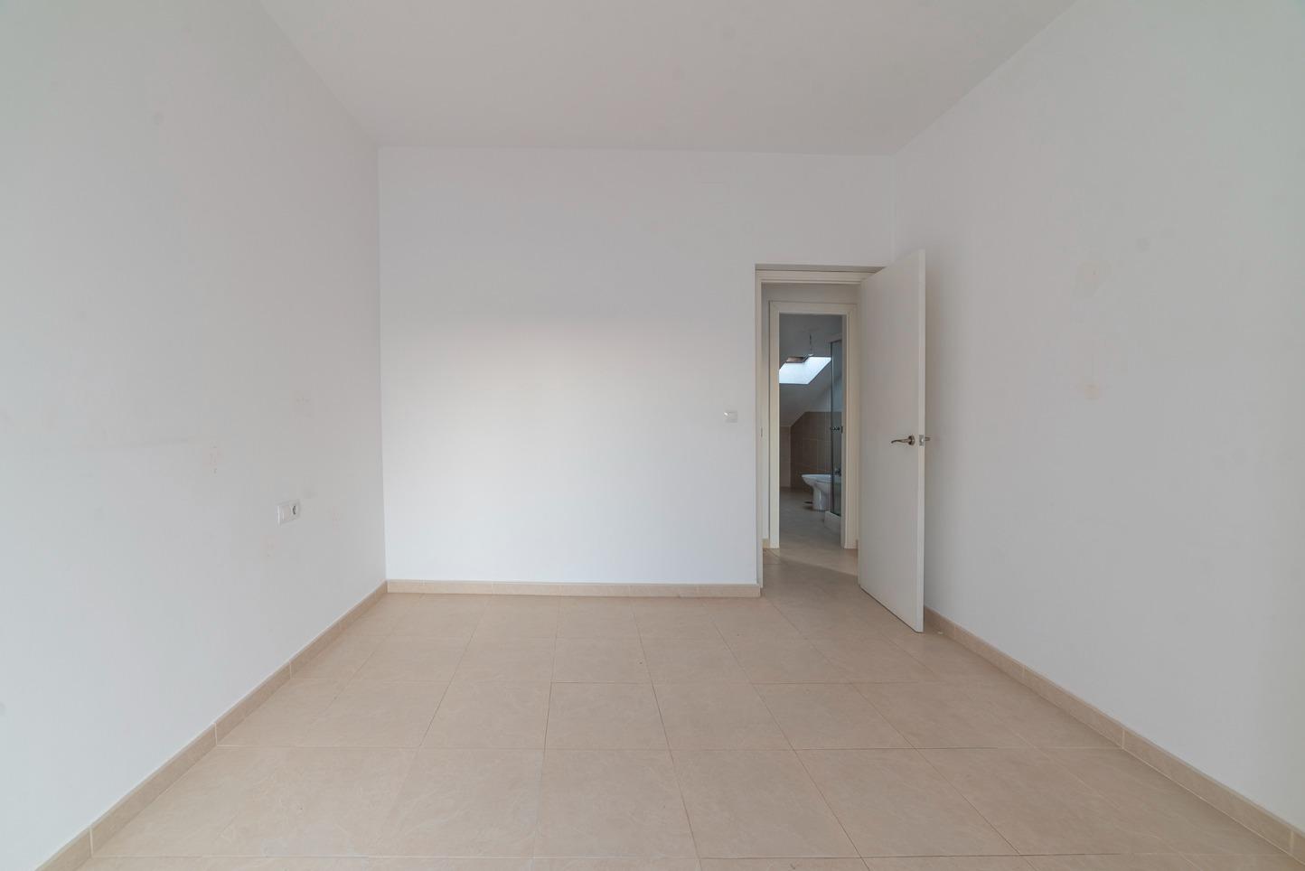 ¡MARAVILLOSO DUPLEX EN TOCINA!
