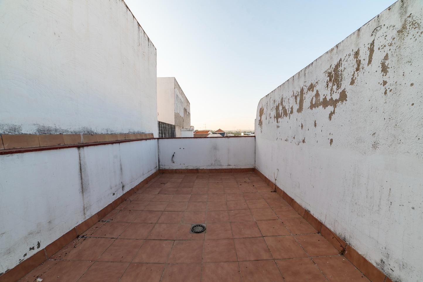 ¡MARAVILLOSO DUPLEX EN TOCINA!
