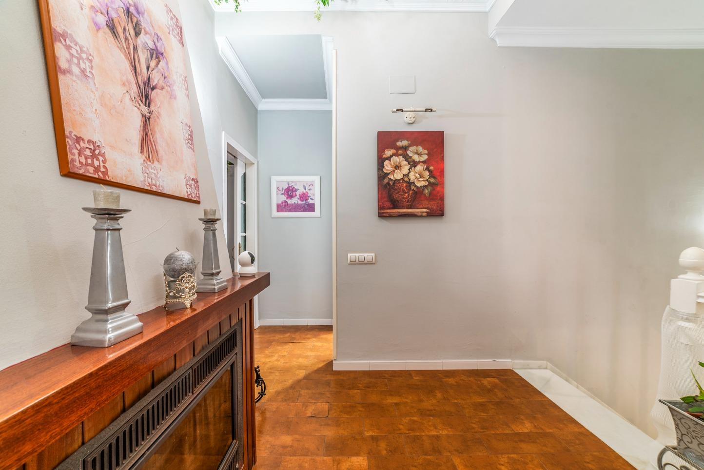 ¡¡ESTUPENDA CASA EN VENTA EN LOS ROSALES!!