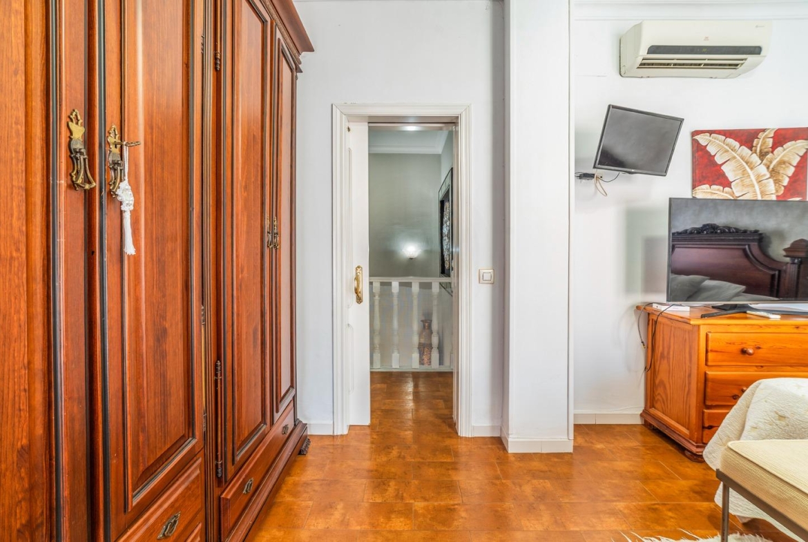¡¡ESTUPENDA CASA EN VENTA EN LOS ROSALES!!
