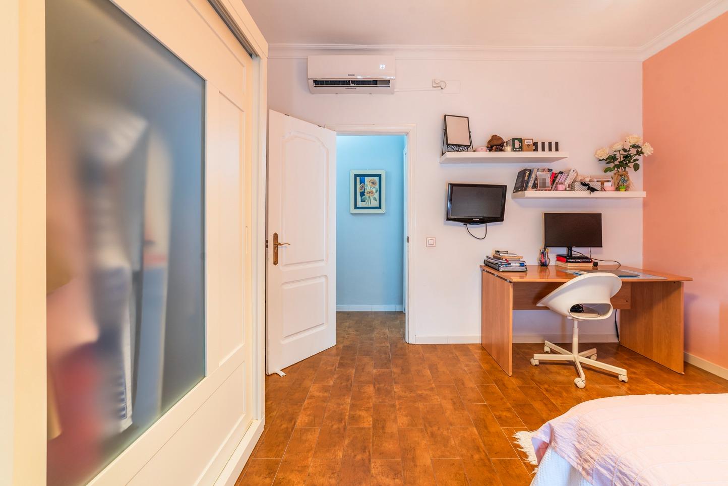 ¡¡ESTUPENDA CASA EN VENTA EN LOS ROSALES!!