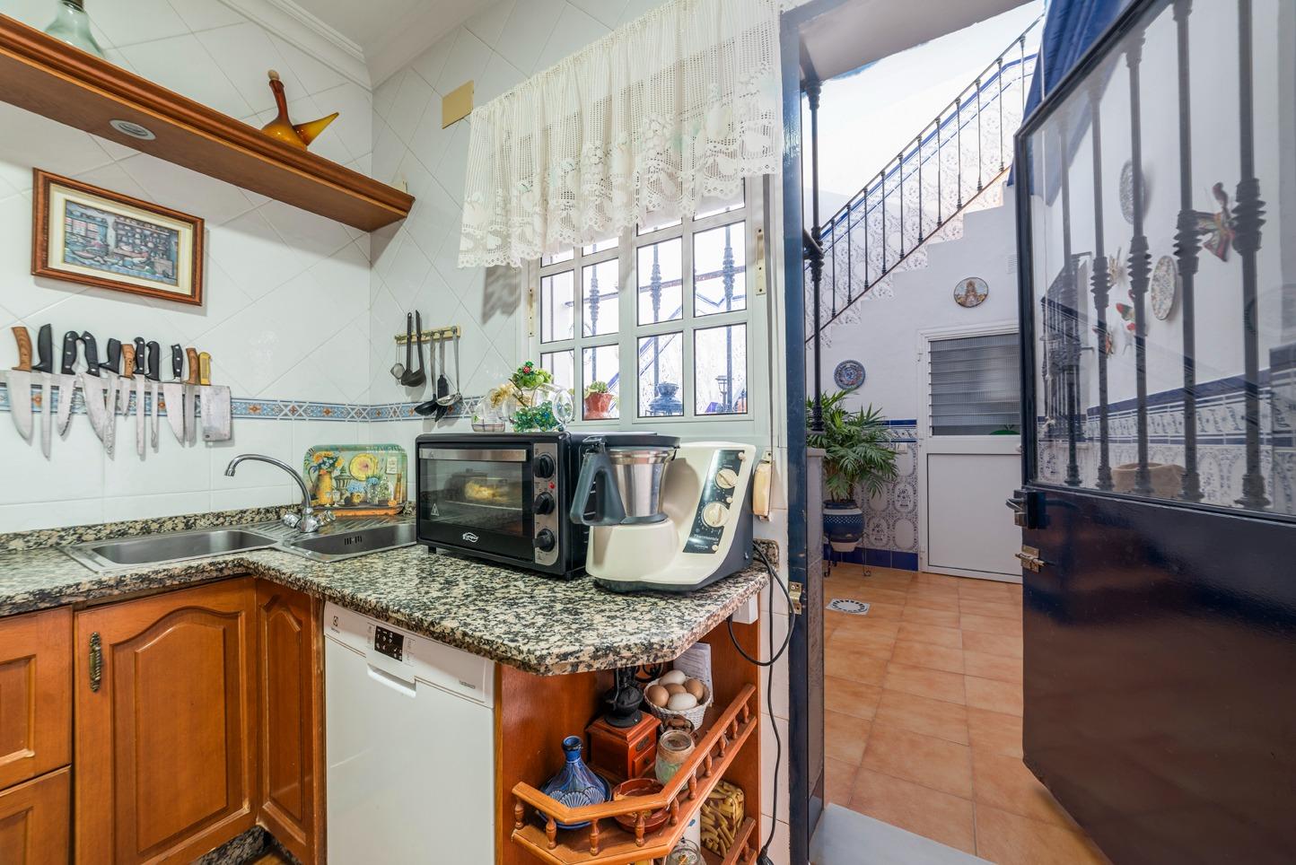 ¡¡ESTUPENDA CASA EN VENTA EN LOS ROSALES!!
