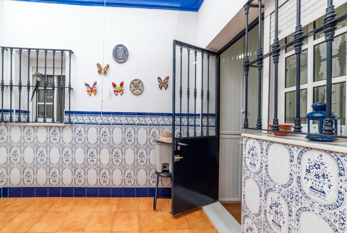 ¡¡ESTUPENDA CASA EN VENTA EN LOS ROSALES!!