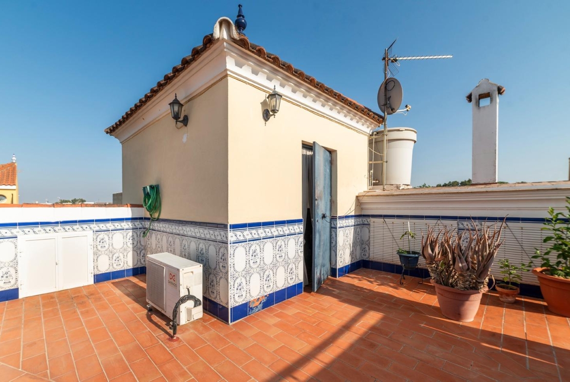 ¡¡ESTUPENDA CASA EN VENTA EN LOS ROSALES!!