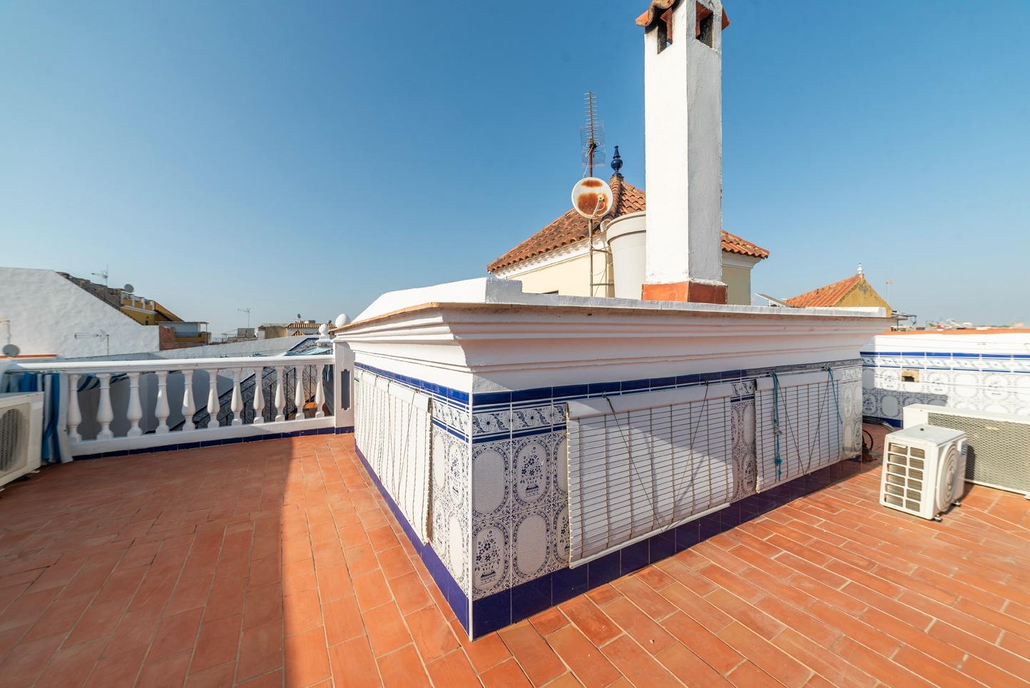 ¡¡ESTUPENDA CASA EN VENTA EN LOS ROSALES!!