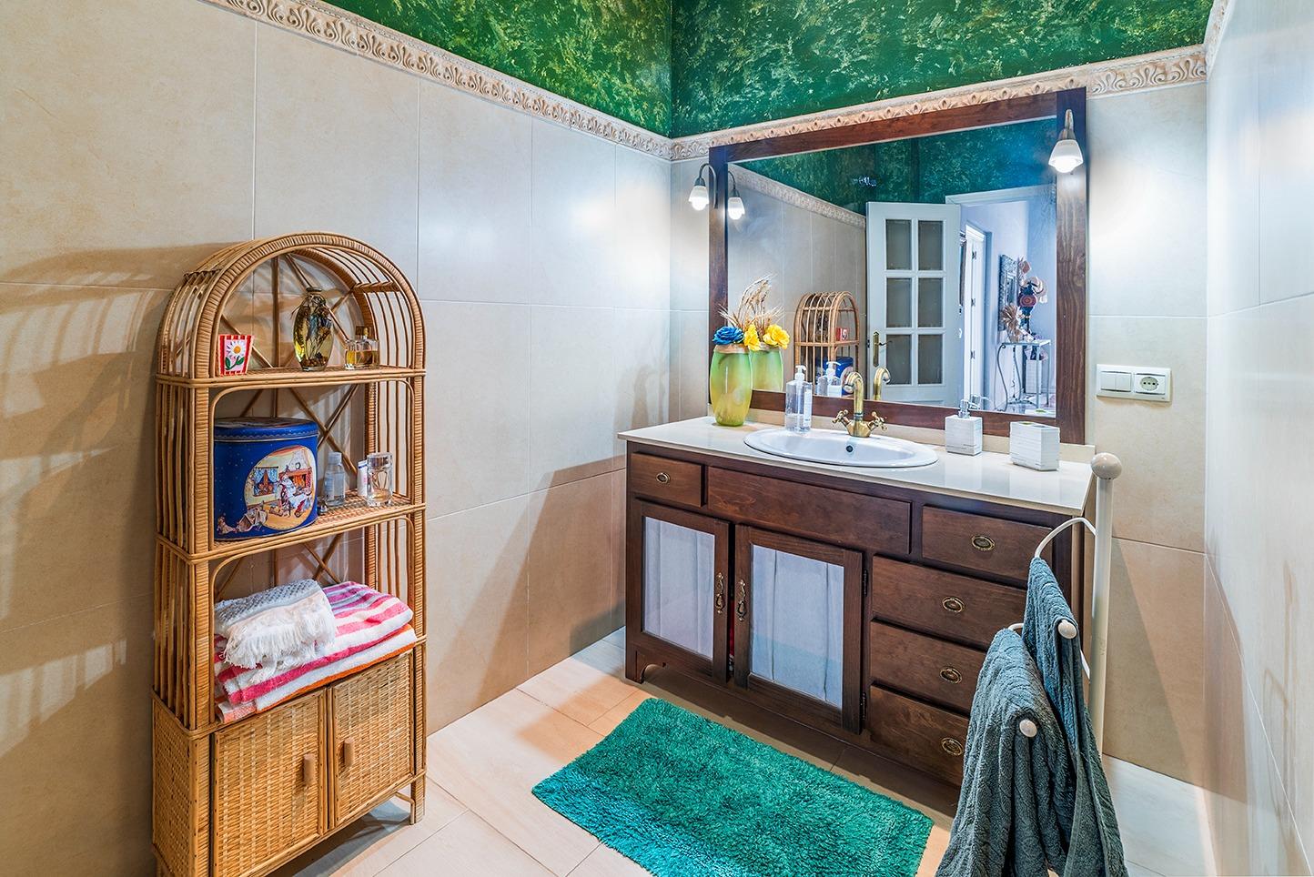 ¡¡ESTUPENDA CASA EN VENTA EN LOS ROSALES!!
